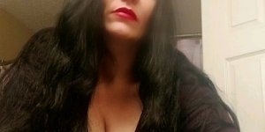 Roselinde outcall escort